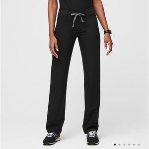 FIGS Livingston XS/P black